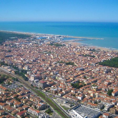 Apartment Lungomare By Interhome Viareggio Eksteriør bilde