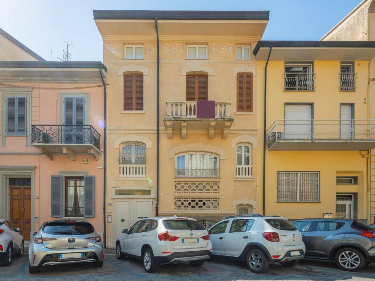 Apartment Lungomare By Interhome Viareggio Eksteriør bilde